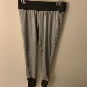 Under Armour Womens Size Medium Leggings Green Unstoppable To From Elastic Waist